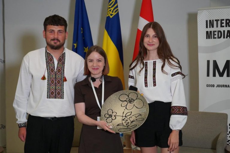 Вітаємо тих, хто задає нову висоту українській журналістиці!
